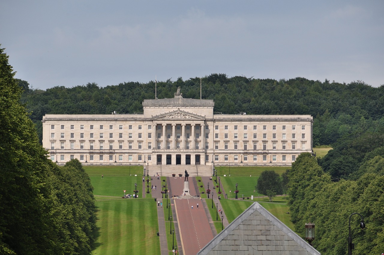 Image of Stormont Buildings on a sunny afternoon